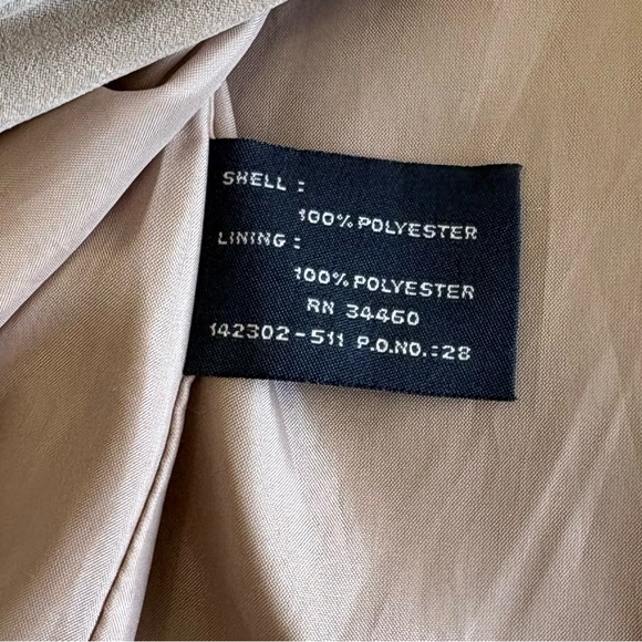 London Fog Beige Trench Coat Size 10 Petite Removable Hood Pockets Classic - Picture 12 of 16